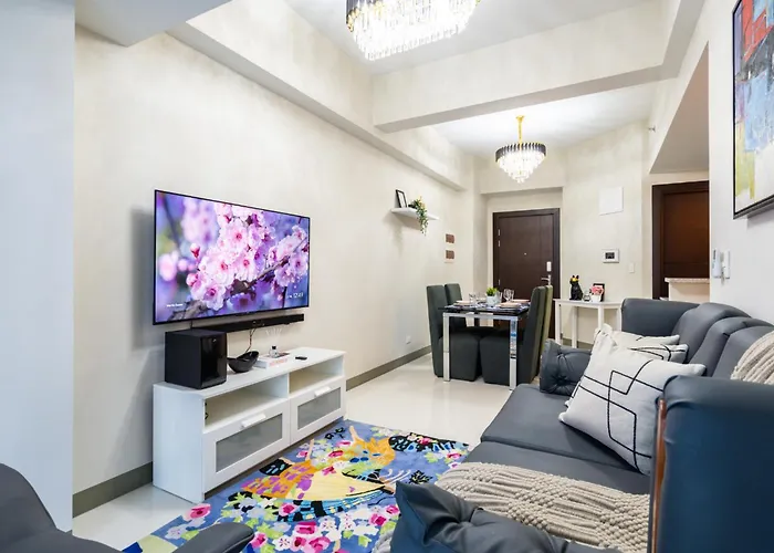 Uptown Parksuites Sky Garden Flr Bright Airy 2 Bedroom Balcony * Manila