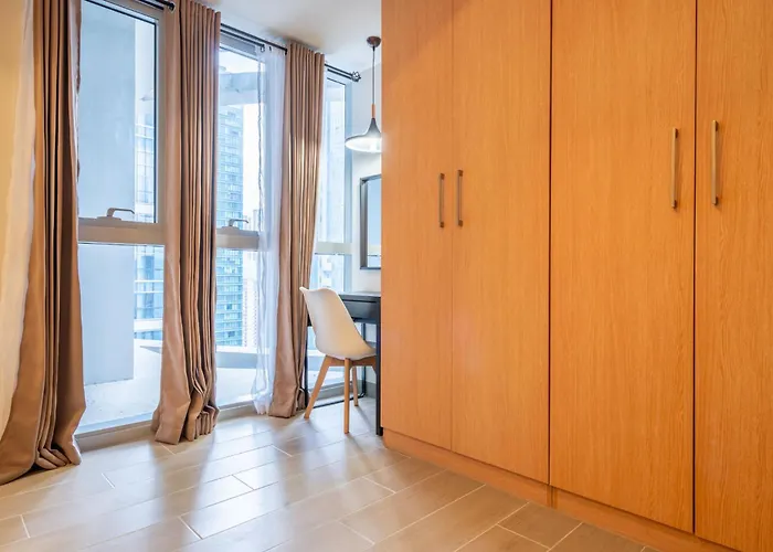 Uptown Parksuites Sky Garden Flr Bright Airy 2 Bedroom Balcony * Manila