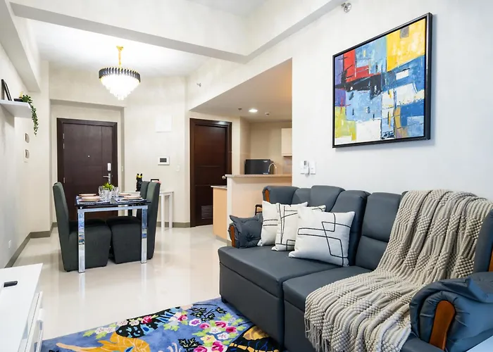 Uptown Parksuites Sky Garden Flr Bright Airy 2 Bedroom Balcony